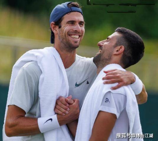 PG-战术调整引爆全场！，德约科维奇意外战胜IG引发球迷热议(德约科维奇为什么全球客场)