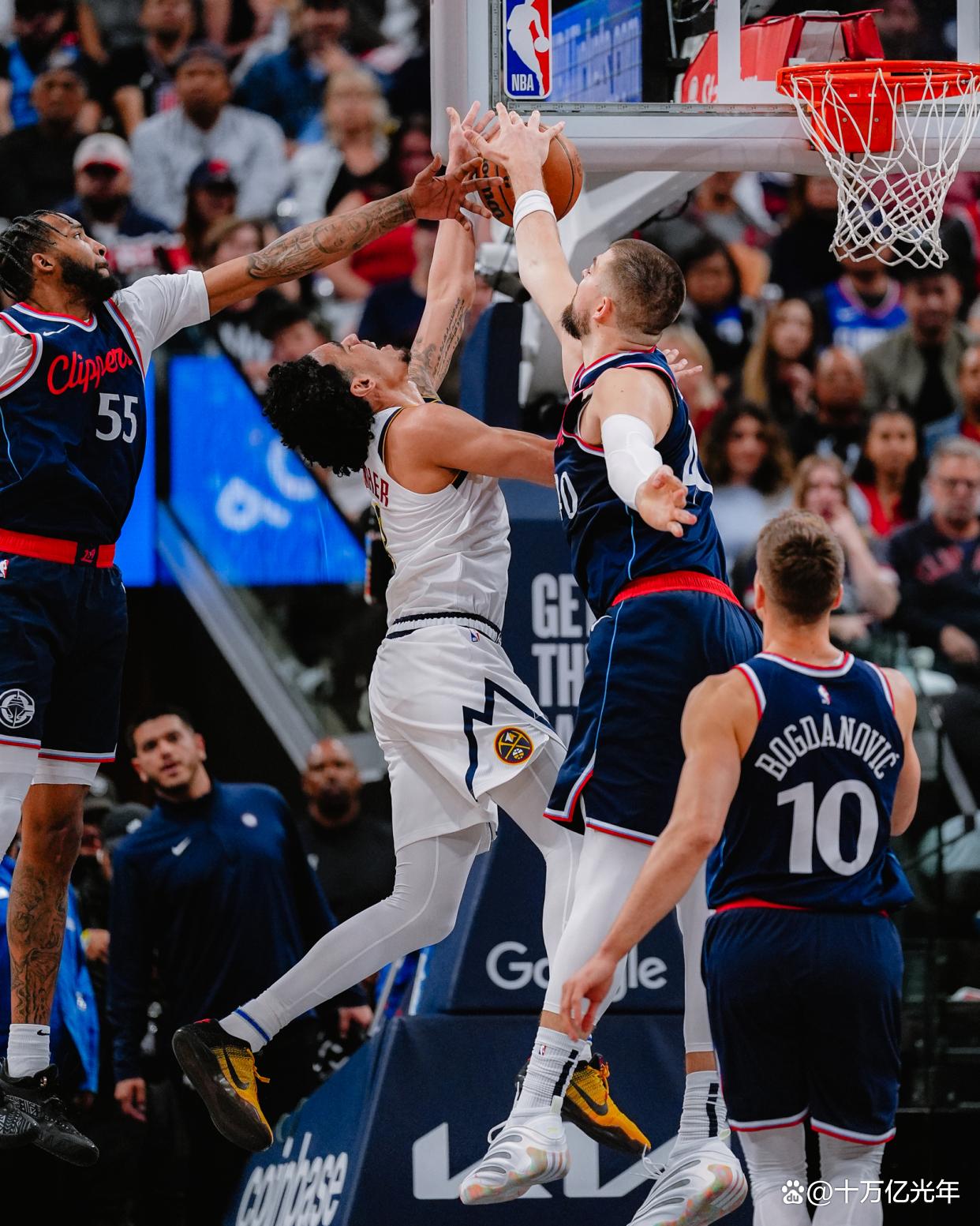 PG游戏-包含出色防守引发热议！，纳达尔在快船比赛中重要助攻比赛高潮迭起的词条