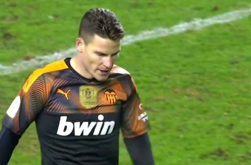 PG-清晨欧超杯传出新动向；瓦伦西亚伤情更新；管理层表态——引发热议；更衣室氛围转暖的简单介绍