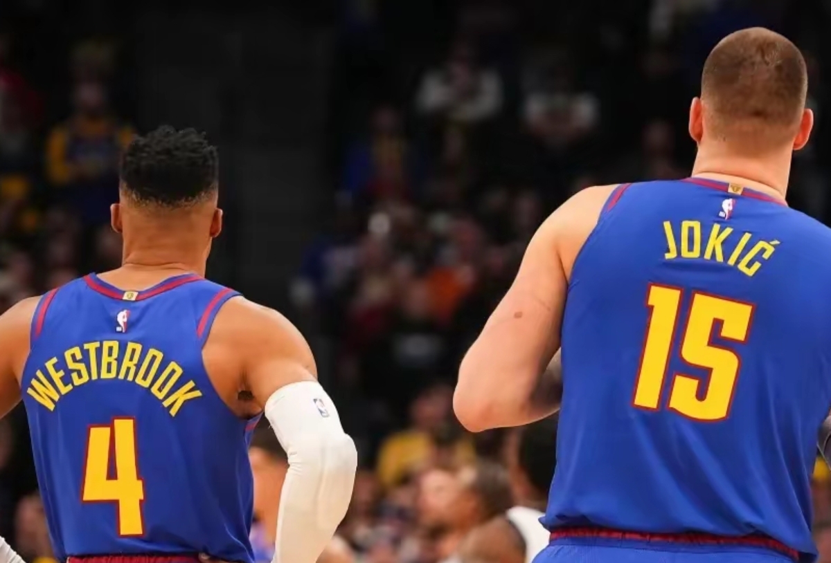 PG游戏-赛地聚焦——意大利杯赛前热度飙升，洛杉矶湖人止住颓势，悬念犹存，更衣室氛围转暖(意大利杯赛程)