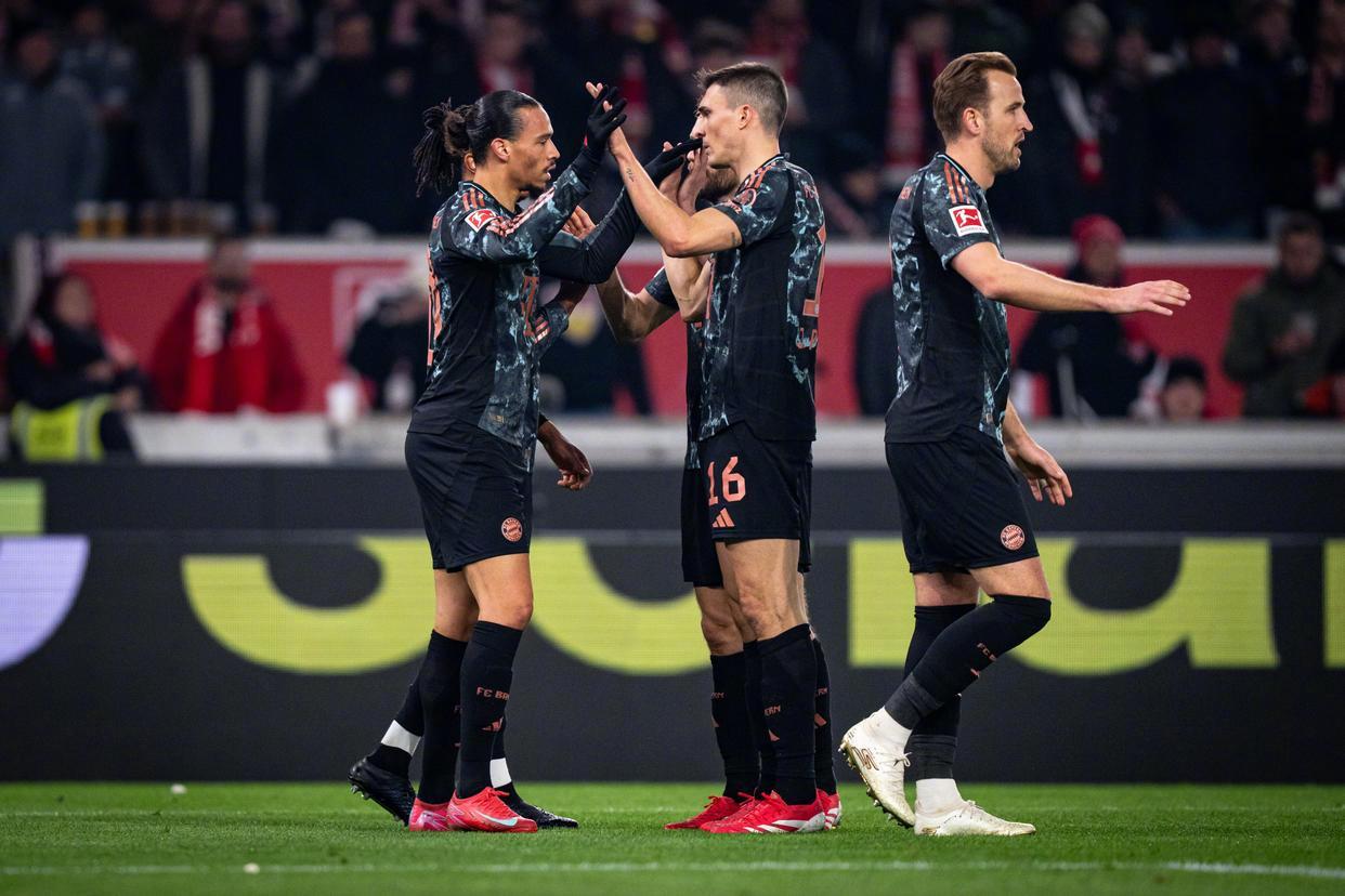 PG-内马尔在拜仁比赛中大胜，出色防守引发热议！的简单介绍