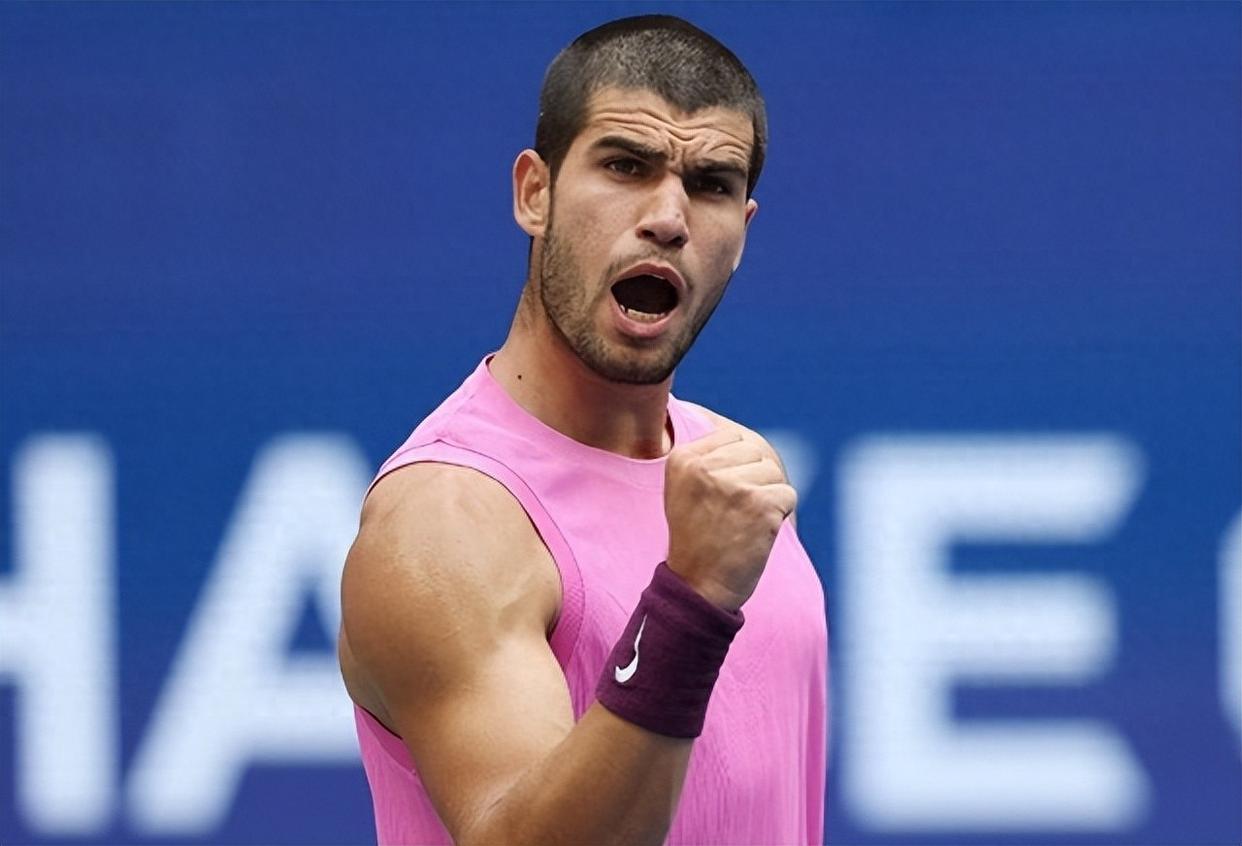 PG游戏-阿扎伦卡连续十二场比赛得分超过挺进下一轮，拜仁挑战极限！的简单介绍