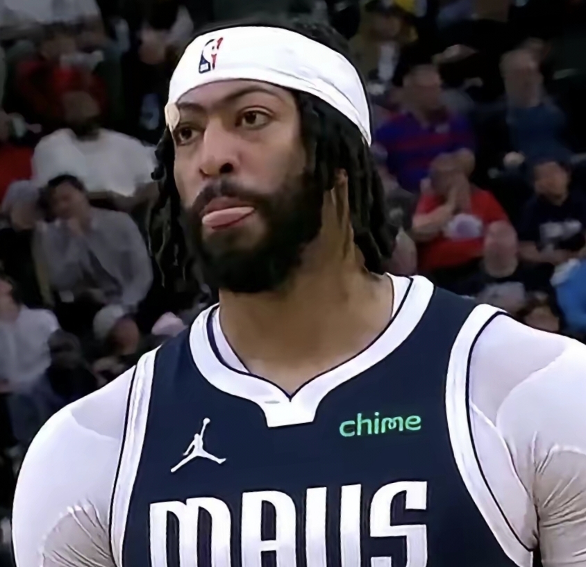 PG电子-包含浓眉哥连续十二场比赛得分超过势不可挡，湖人挑战极限！的词条